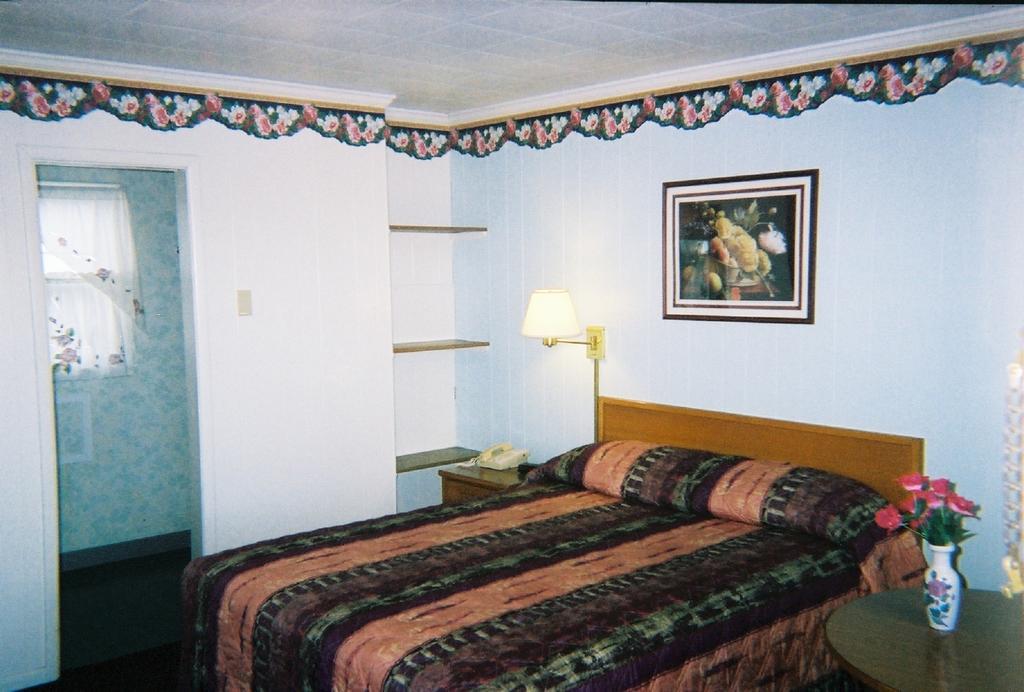 Rainbow Motel Montpelier Δωμάτιο φωτογραφία