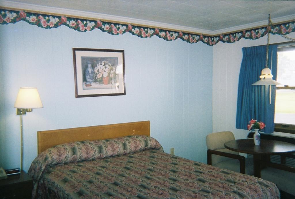 Rainbow Motel Montpelier Δωμάτιο φωτογραφία